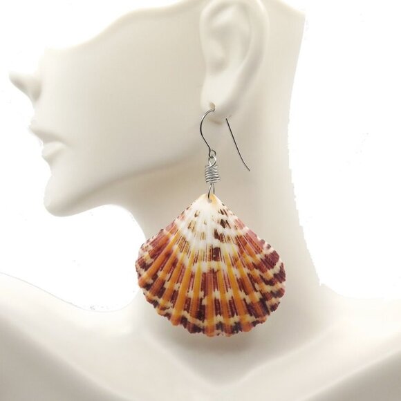 Handmade Multicolored Pecten Earrings - Picture 1 of 2
